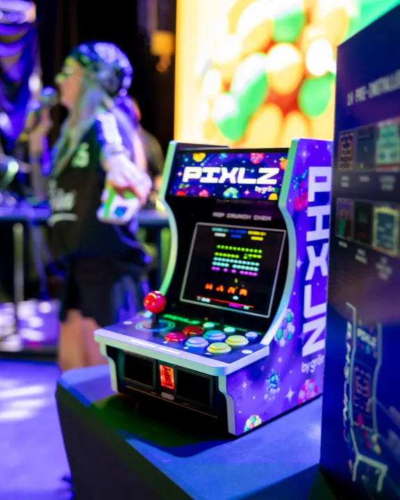 Pixlz — image 7 of 7